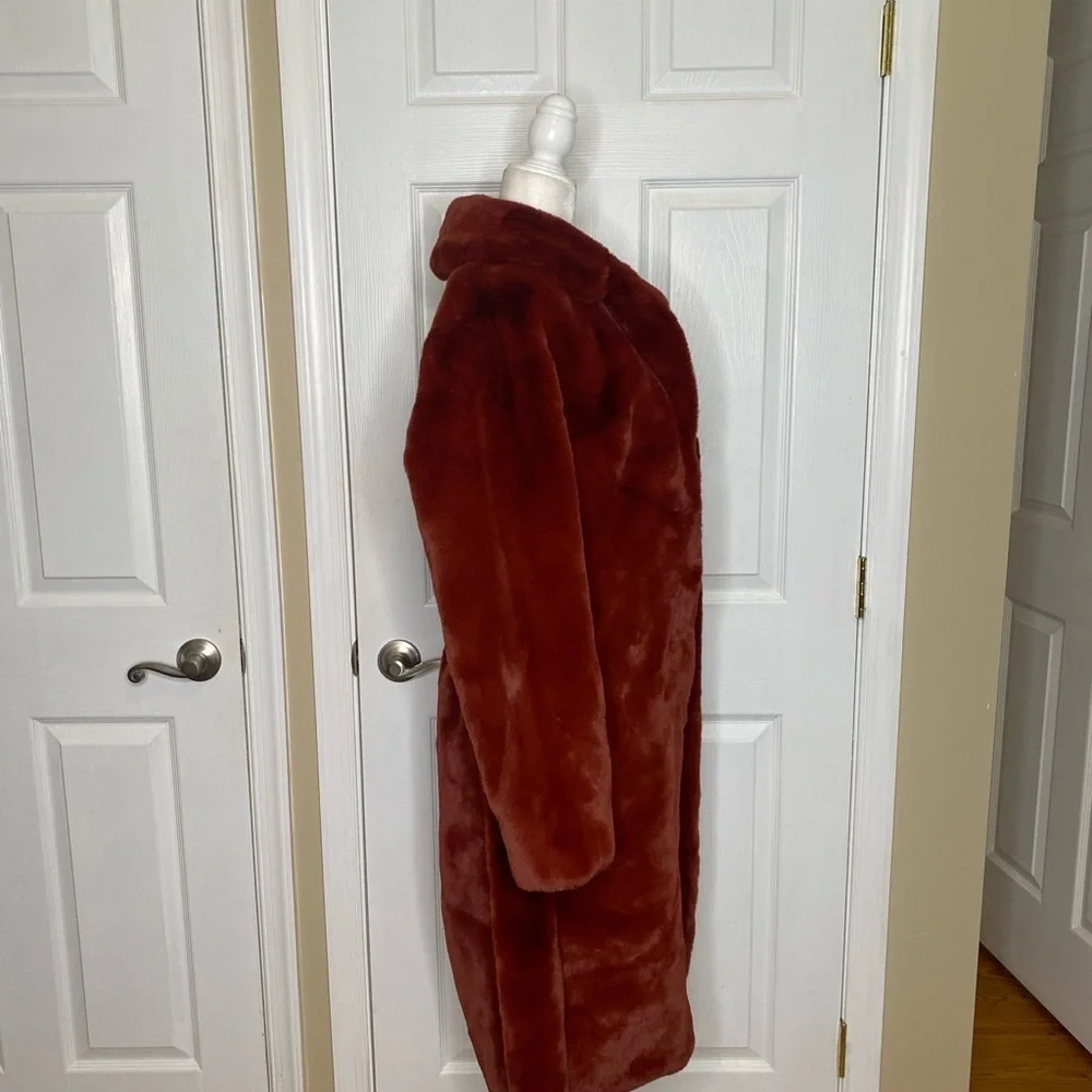 Allen Schwartz Greta Faux Fur Coat Red Size Small NWT - Picture 9 of 16